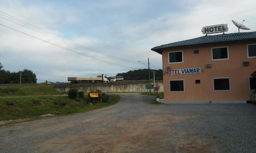 Hotel E Pousada Via Mar Itapocu エクステリア 写真